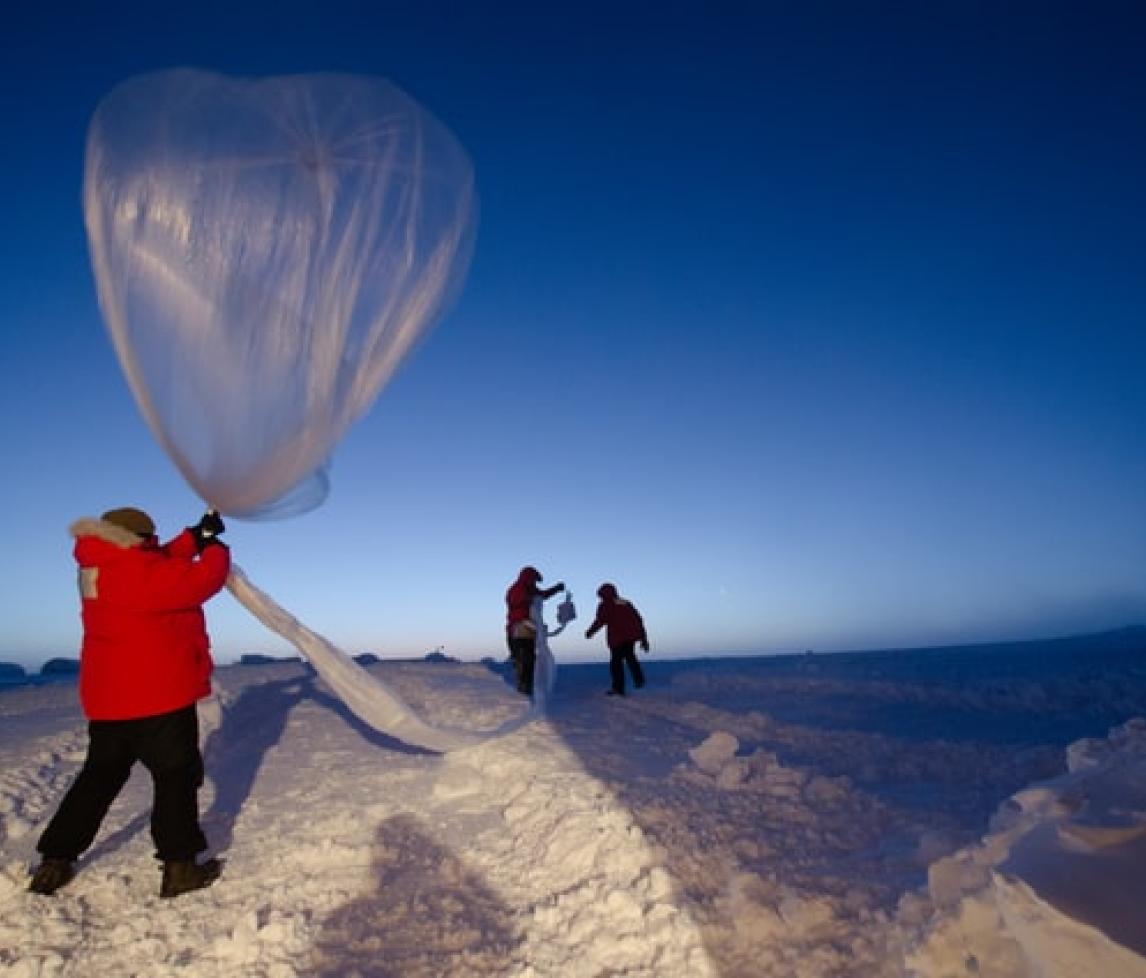 Launching a meteorological monitoring balloon